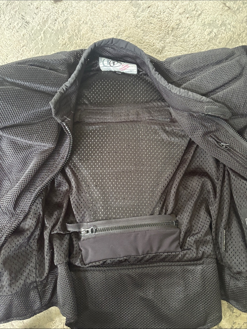 Men's Black and Red Performance Mesh Riding Jacket - Picture 9 of 11